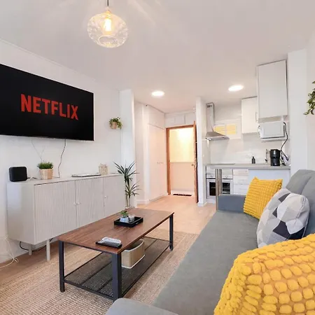 Bright & Modern Aparment Agata *
